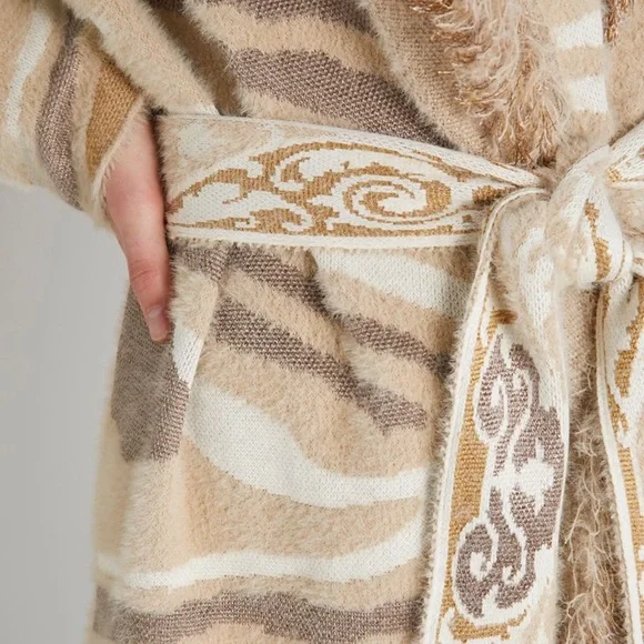 Cardigan with matching tote bag. NWT. M/L size. - Picture 3 of 9